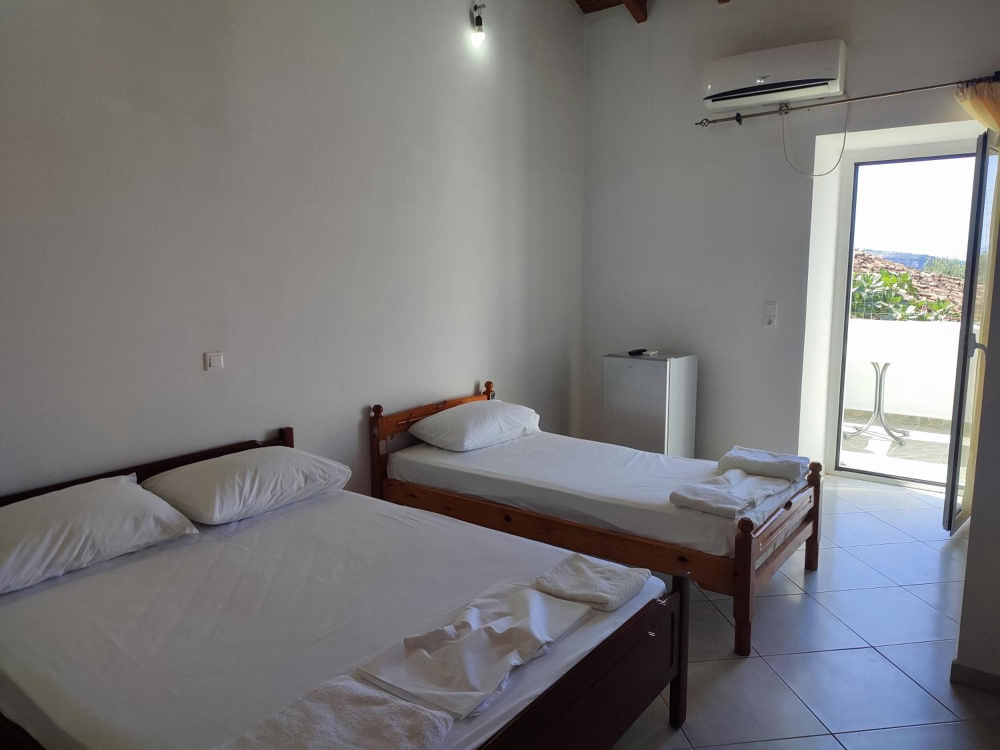 Petros Rooms 希马拉 外观 照片