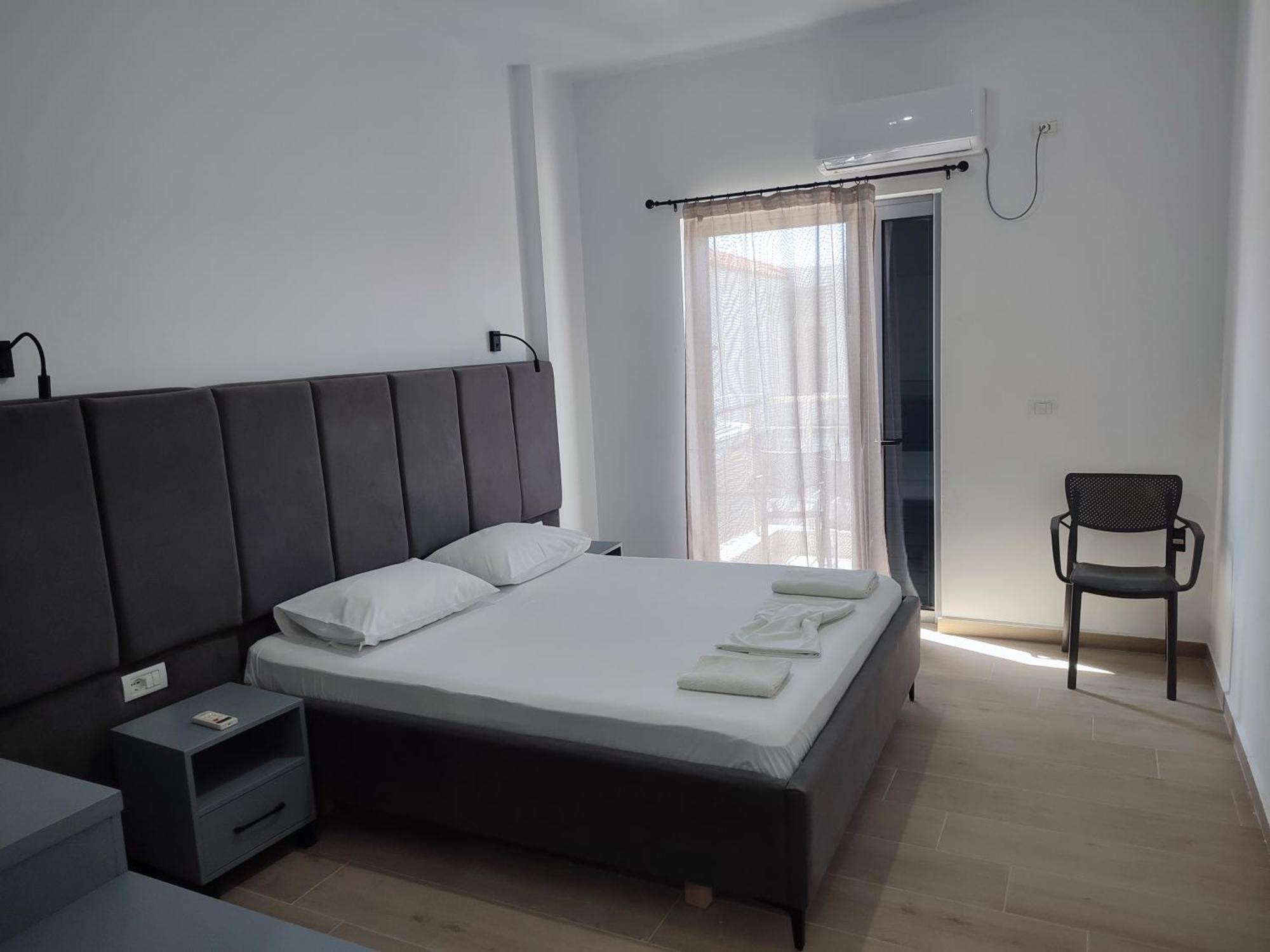 Petros Rooms 希马拉 外观 照片